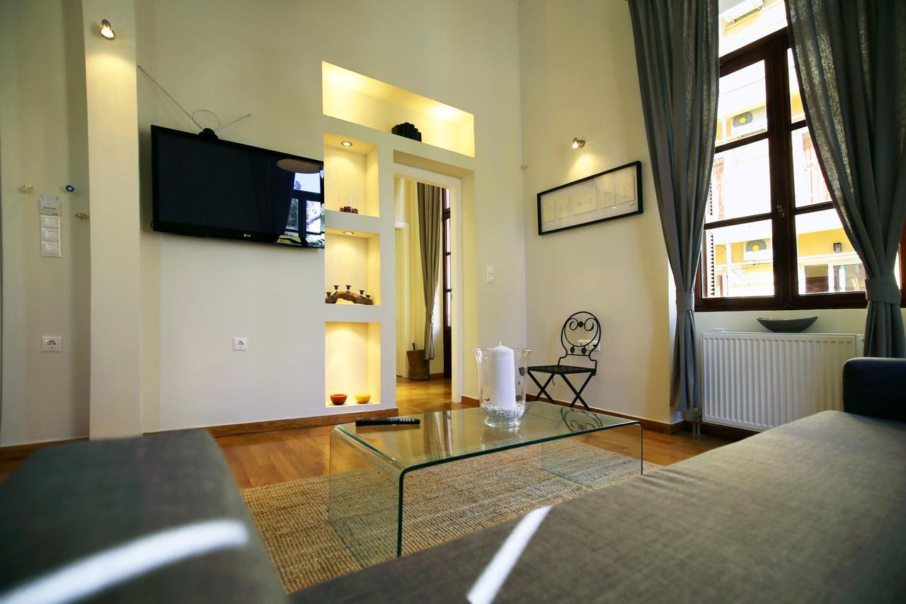 Central Apartments In Psiri - Atene Esterno foto